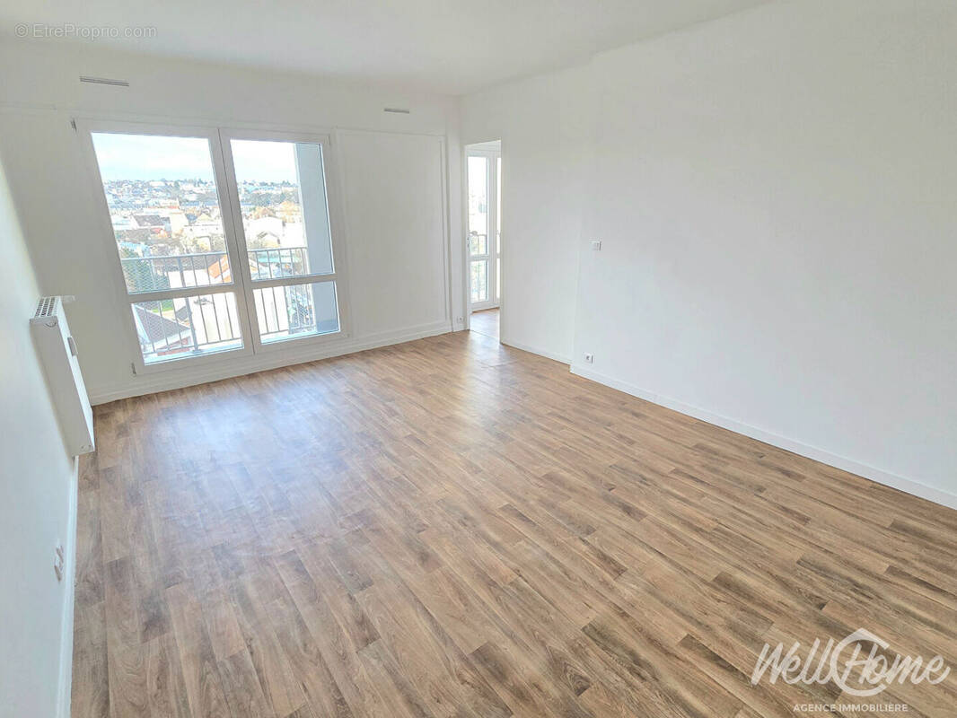 Appartement à SAINT-OUEN-L'AUMONE