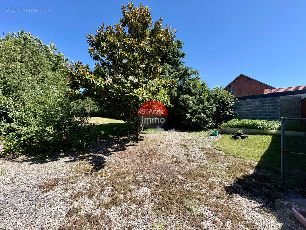Flaucourt - maison plain-pied - 90m2 - 2 chambres - jardin - garage - photo 13