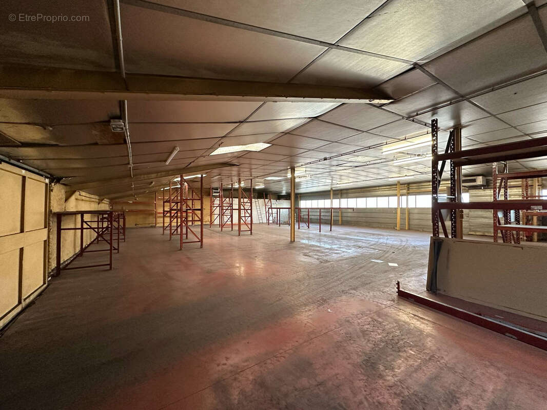 Commerce à LE PUY-EN-VELAY