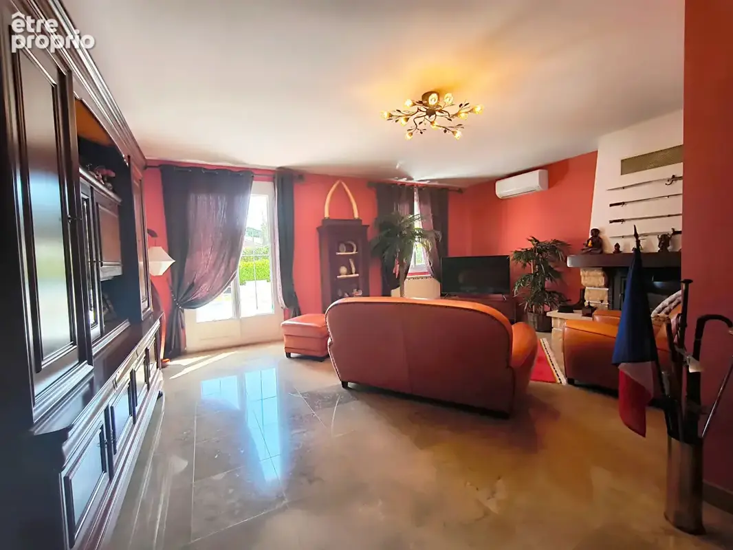 Maison 4 faces avec piscine et garage à vendre à Palaja, quartier calme - photo 8