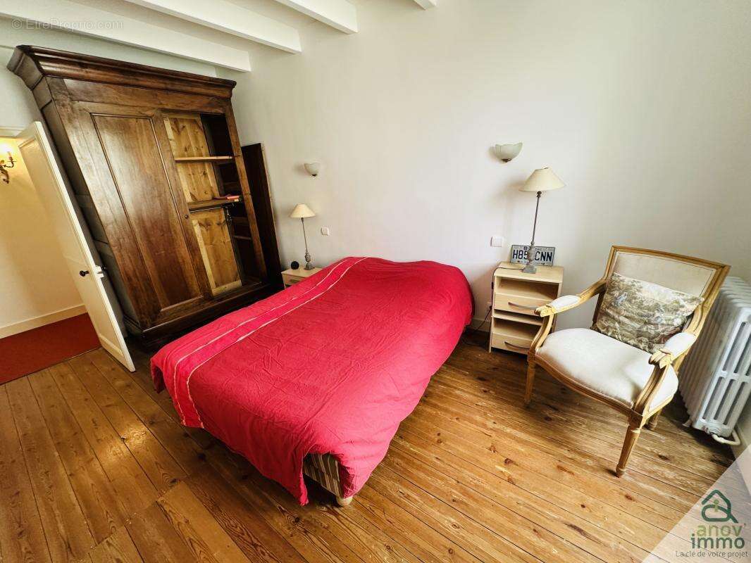 Maison à CHATEAUNEUF-SUR-CHARENTE