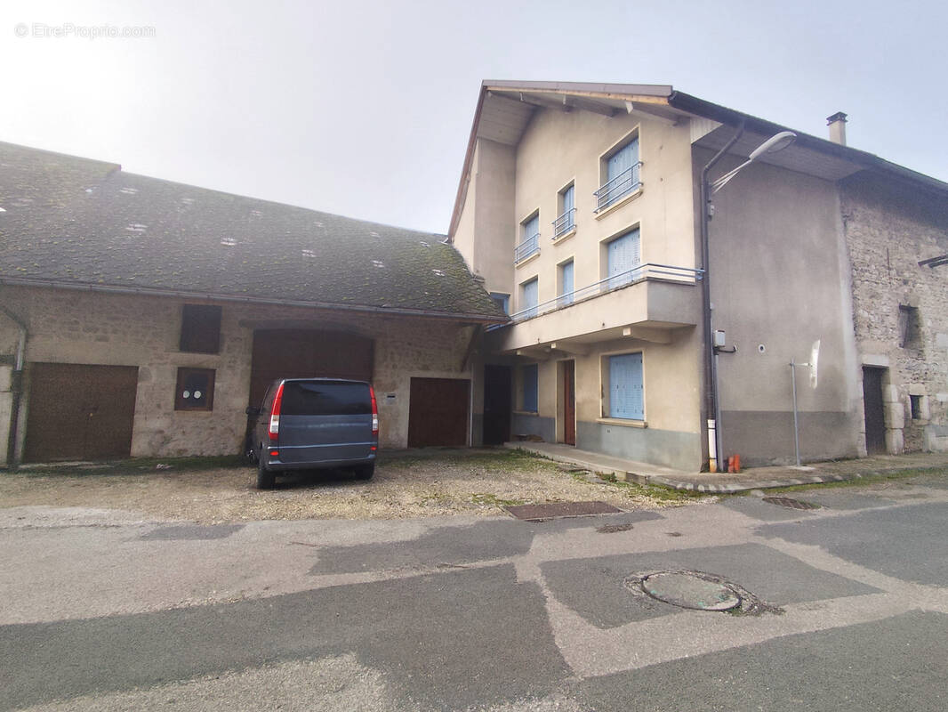 Maison à ARMIX