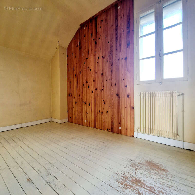 Maison à VILLENAVE-D&#039;ORNON