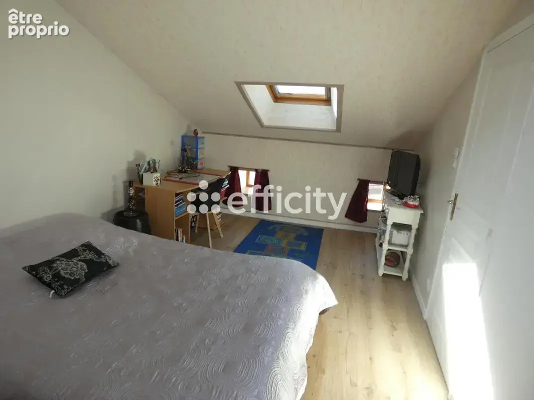 Maison 4 pièces 115 m² à vendre à Gannat (03800) - photo 10