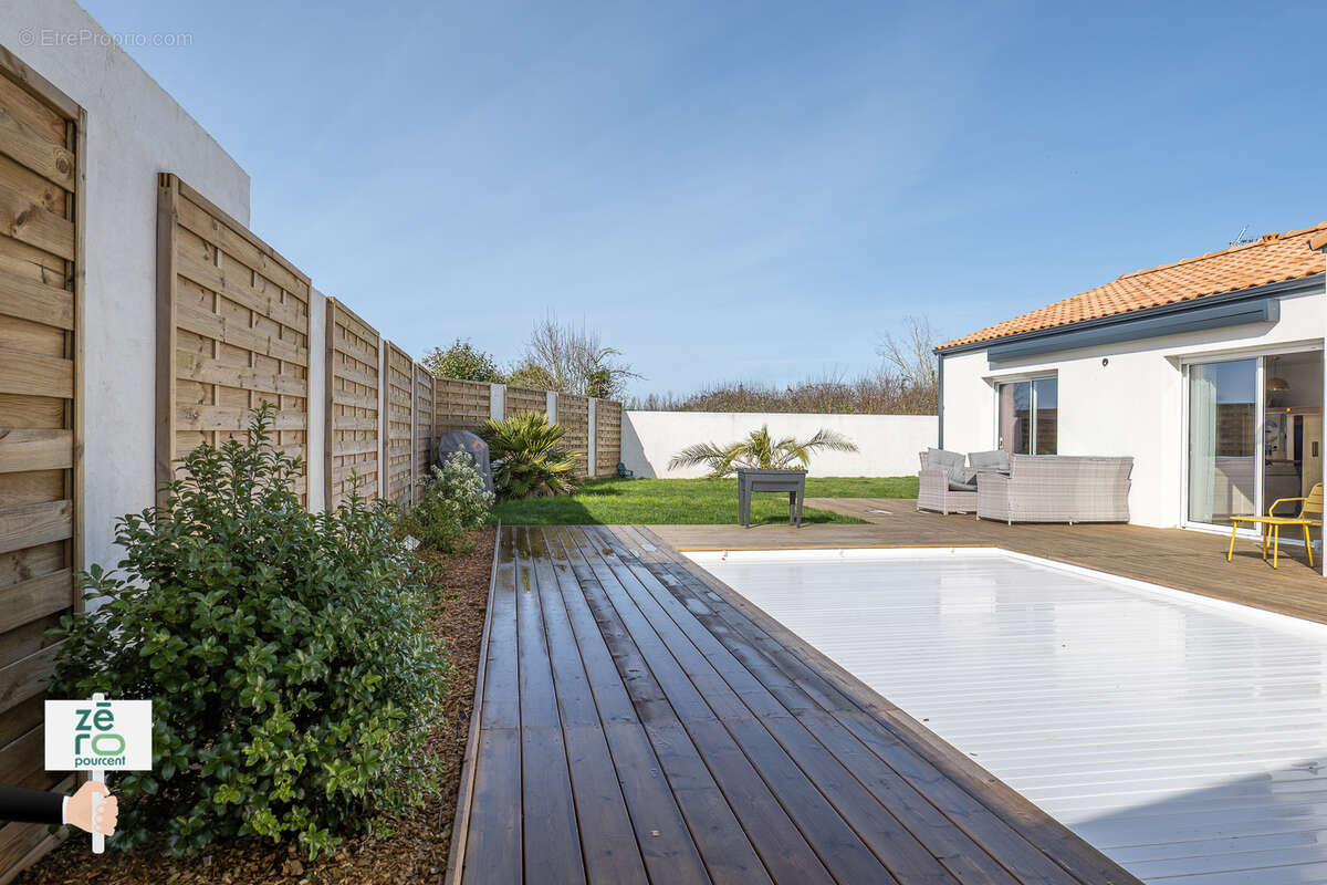 Maison à BEAUVOIR-SUR-MER