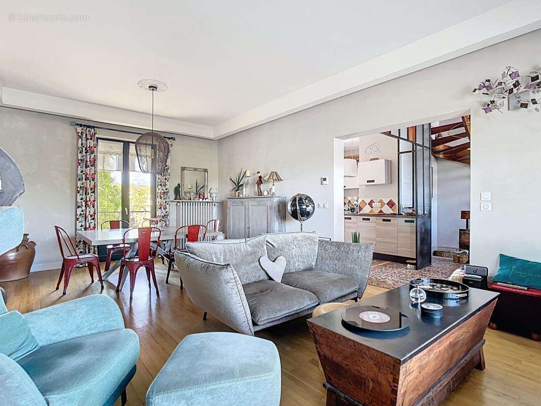 Maison à TOURNON-SUR-RHONE