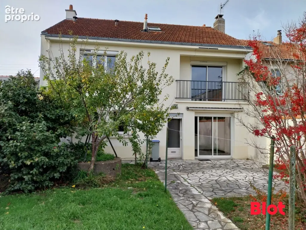 Maison 6 pièces 145 m² à vendre à Nantes (44300) - photo 1