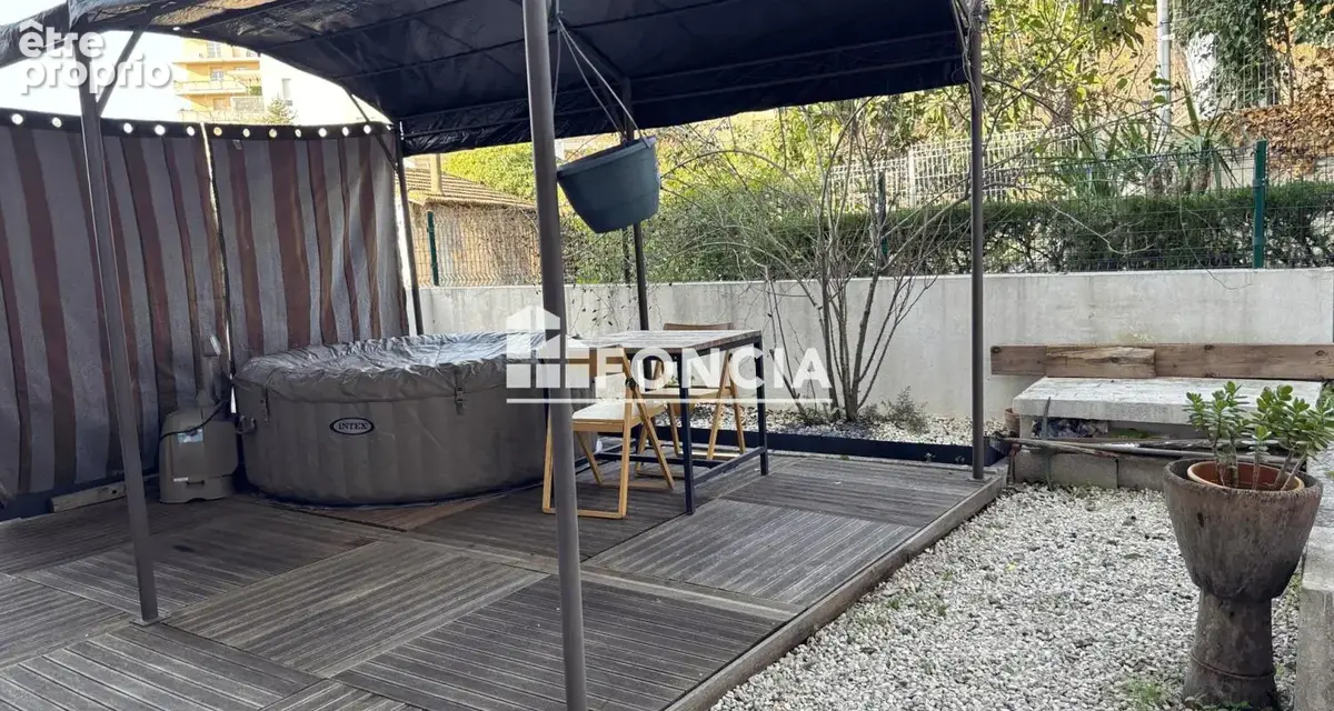 Nice ouest F3 de 83 m2 avec 2 TERRASSES (50m2 et 37.5m2) GARAGE ET CAVE - photo 2