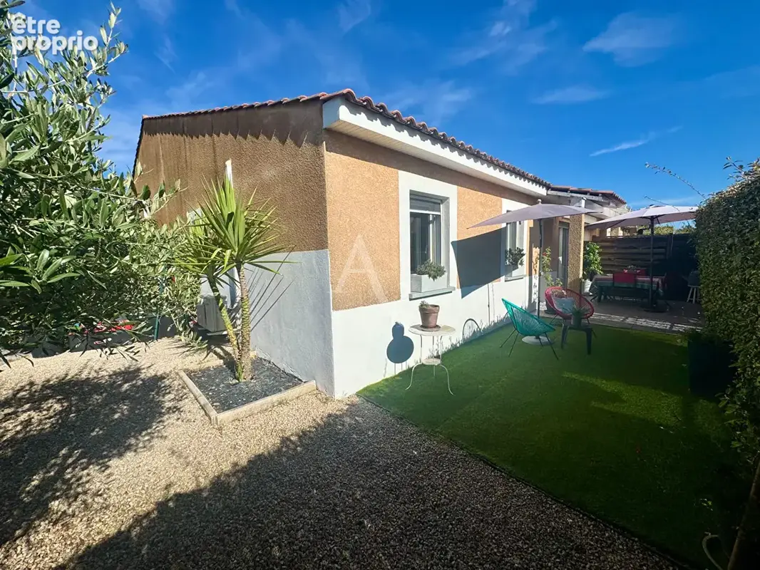 Appartement à POULX