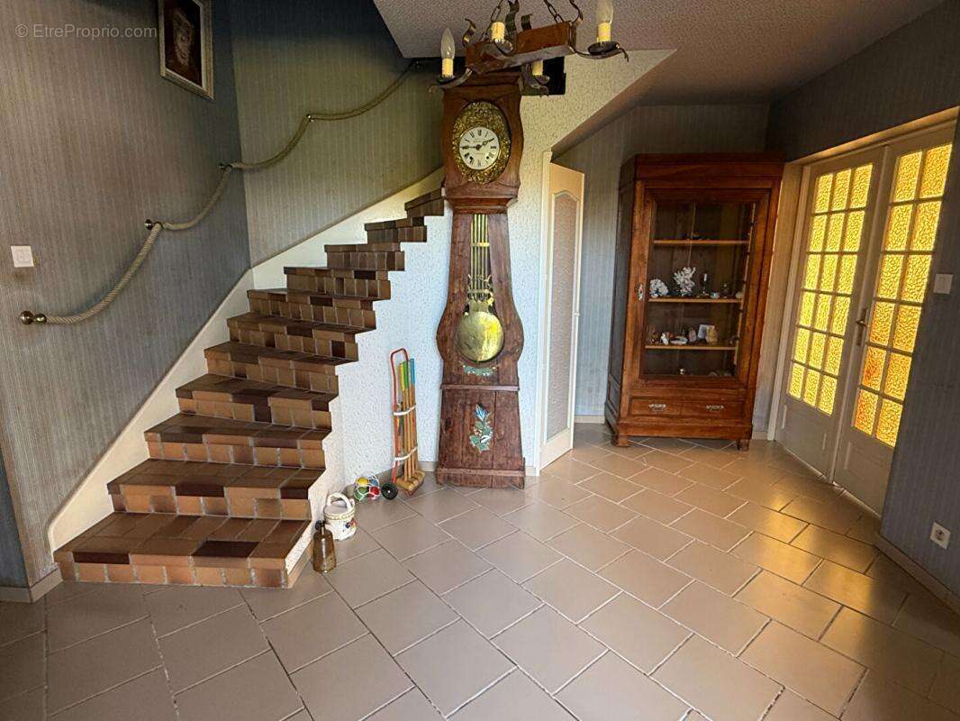 Maison à LURCY-LEVIS