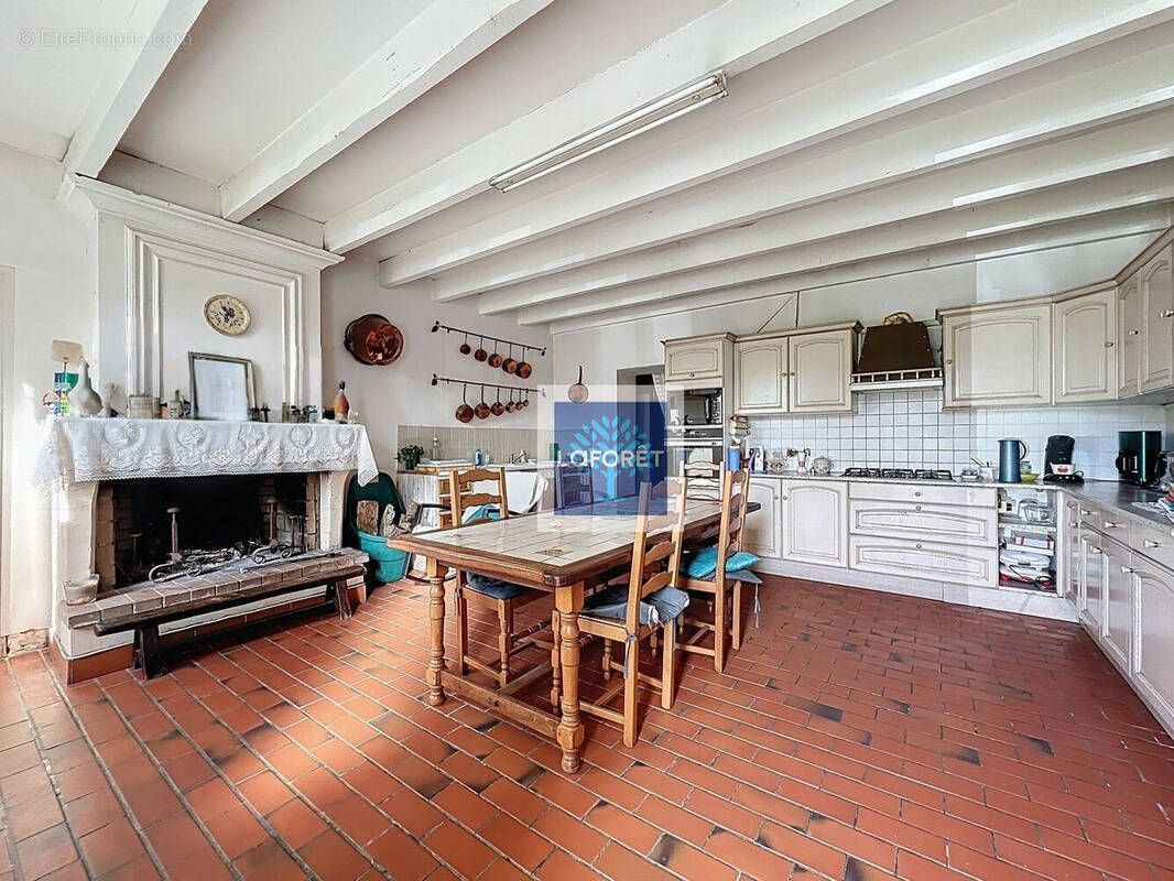 Maison à SAINT-AUBIN-DE-BLAYE