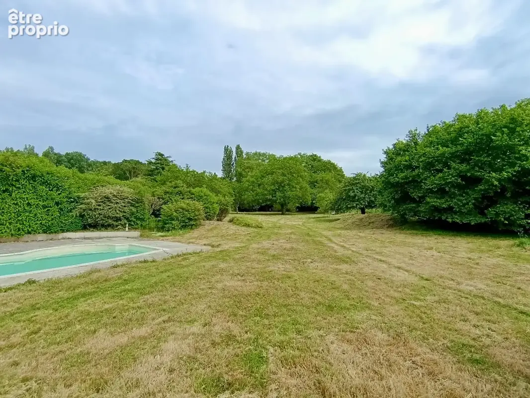 Propriété familiale PERTHES 210 m2 avec piscine. - photo 15