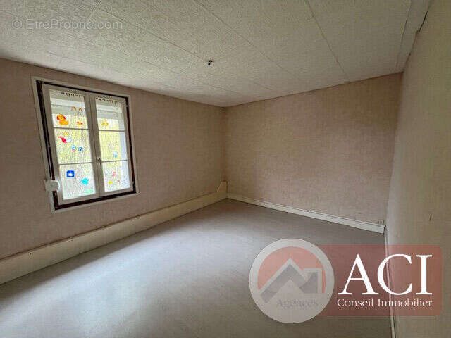 Maison à SAINT-CLAIR-SUR-EPTE