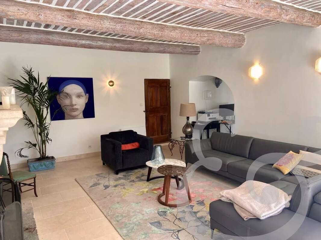 Maison à PLAN-D'ORGON