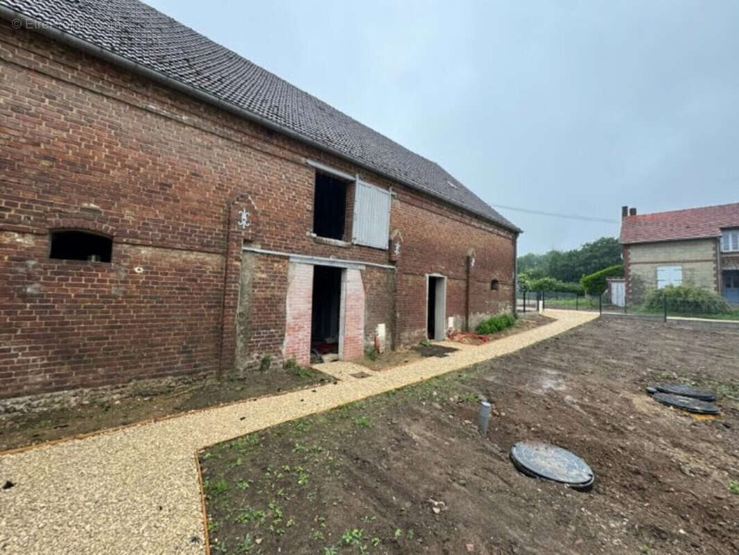 Maison + ancienne ferme à aménager 3 - Maison à LE VAUROUX