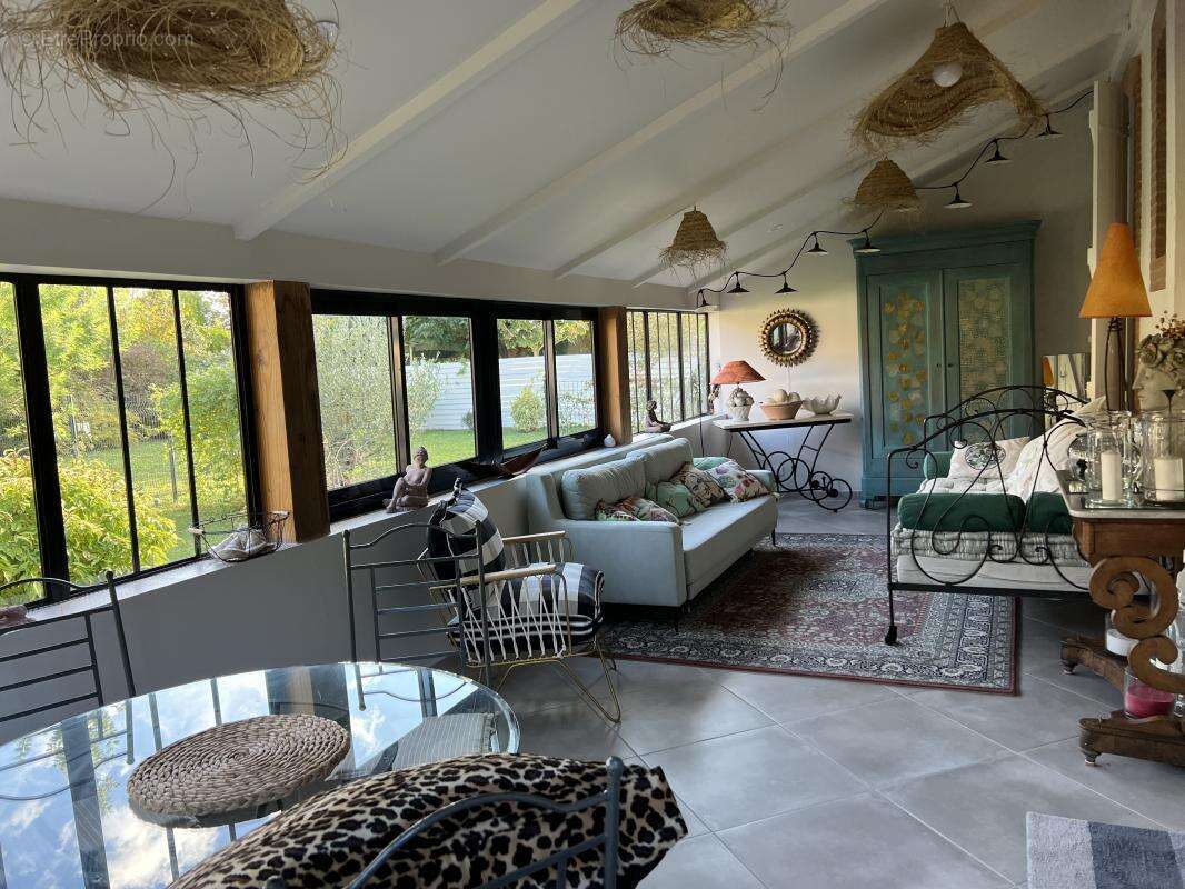 Maison à CASTELSARRASIN