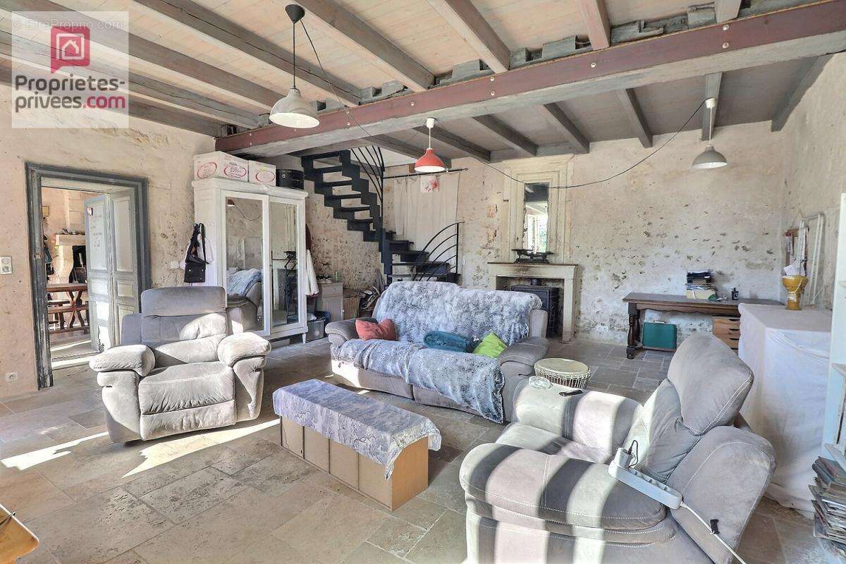 Maison à SAINT-JUST-LUZAC