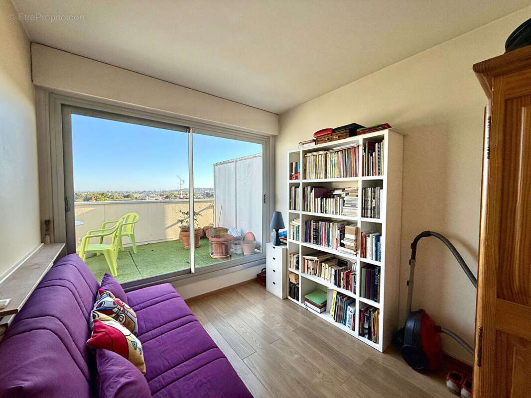 Appartement à LE RAINCY