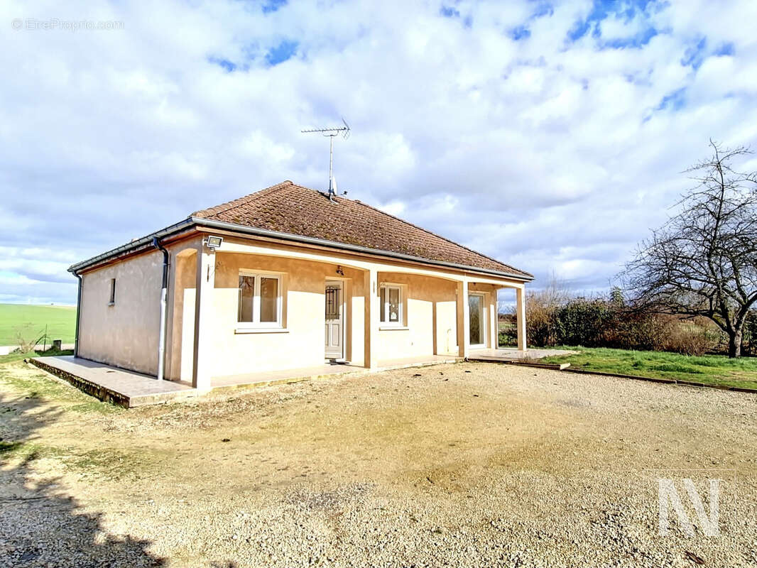Maison à ARCIS-SUR-AUBE