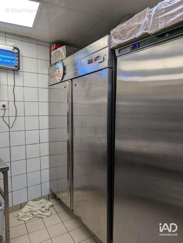 Photo 9 - Commerce à LAIGNE-EN-BELIN