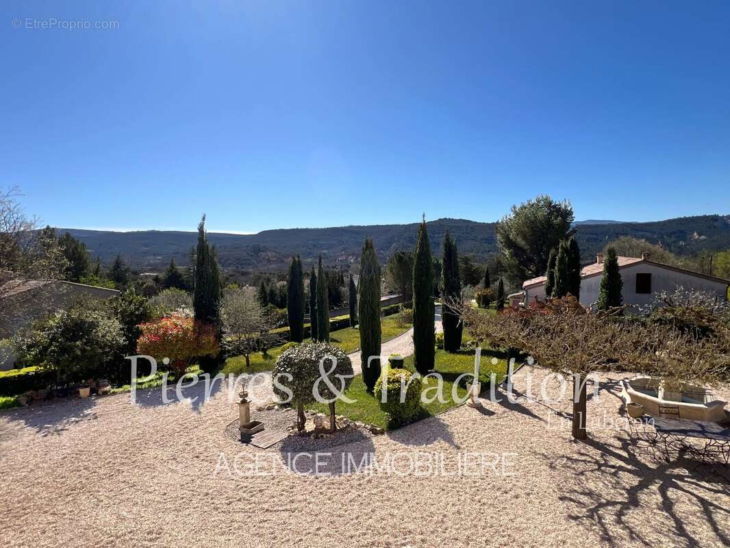 Maison à RUSTREL