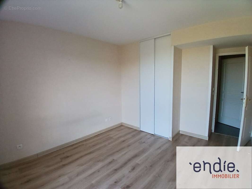 Appartement T2 lumineux avec garage et cave  Saint-Apollinaire (21850) - photo 3