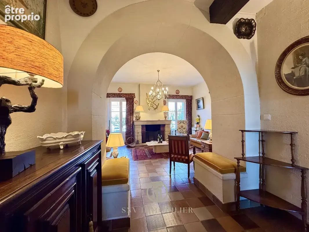 Maison de caractère du XVII ème siècle dans un village pittoresque avec jardin, piscine, atelier... - photo 26