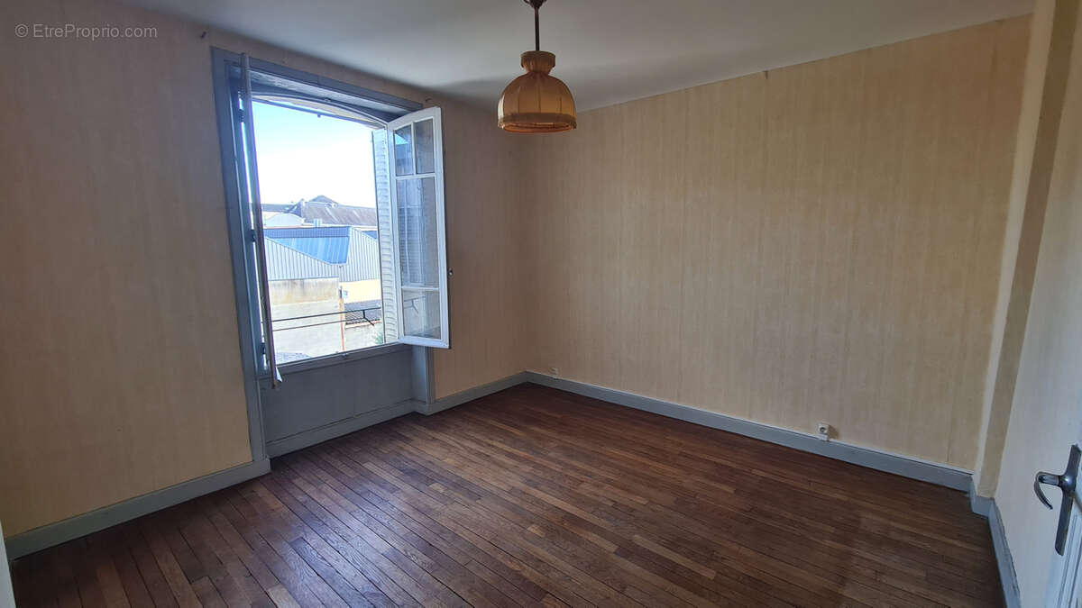 Maison à BRIVE-LA-GAILLARDE