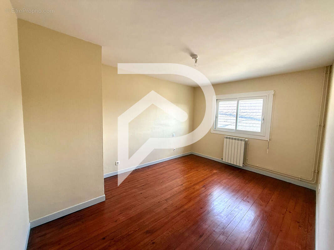 Appartement à ARTIX
