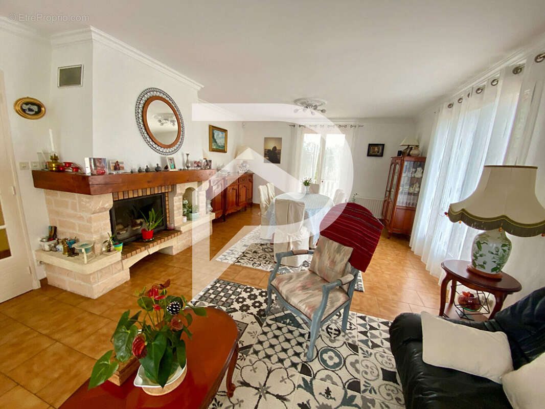 Maison à TRELISSAC
