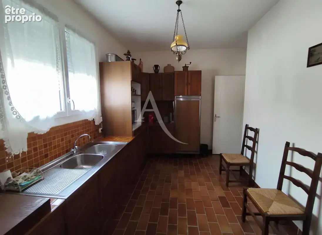 Grande maison familiale de caractère ? 5 chambres, garage et jardin - photo 10