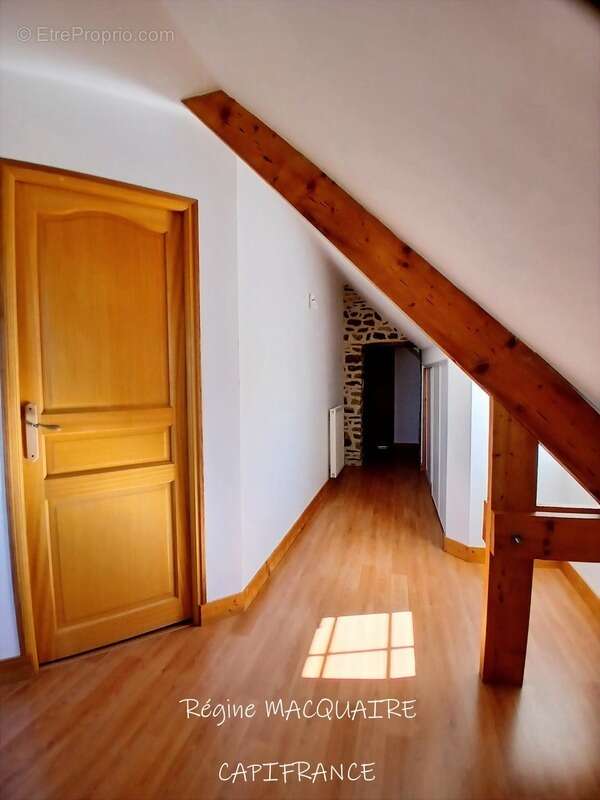 Maison en pierre à Sourdeval (50) – 4 pièces – 3 chambres dont 1 au rdc + dépendances – Terrain 2 500 m² - photo 12