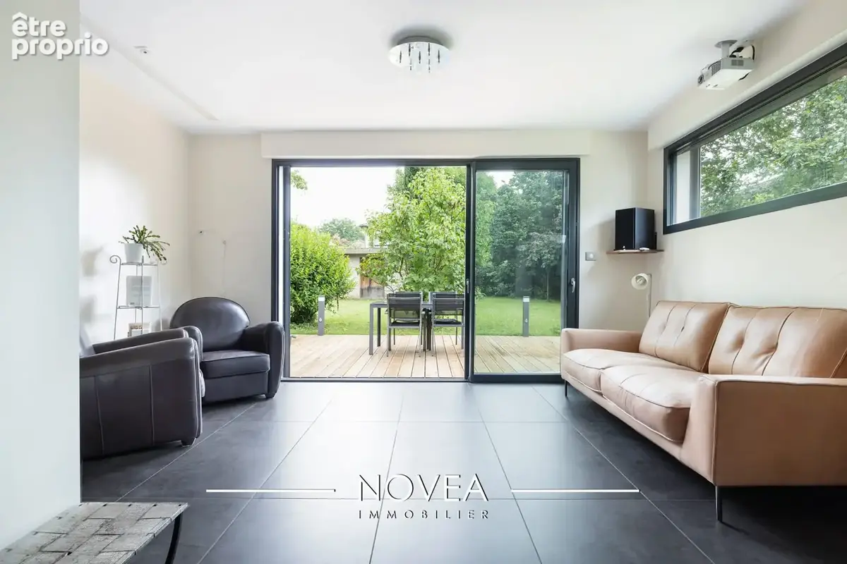 Maison 6 pièces 198 m² à vendre à Fleurieu-Sur-Saone (69250) - photo 8