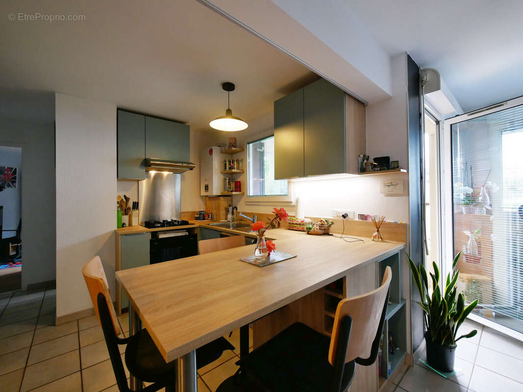 Appartement à POISY