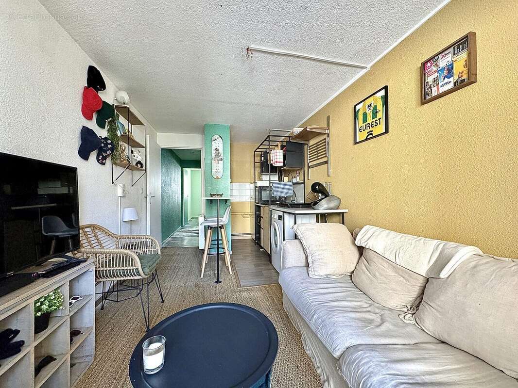 Pièce de vie - Appartement à SAINT-HILAIRE-DE-RIEZ