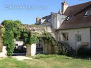 Appartement à CROUZILLES