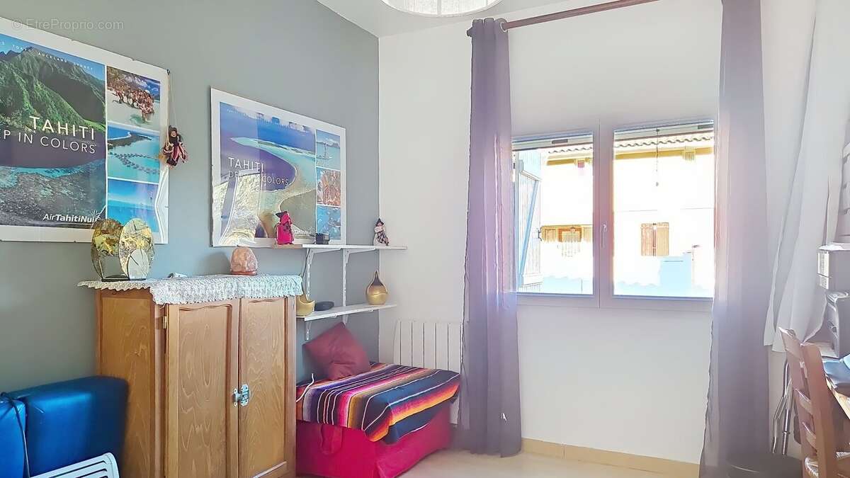 Maison à LA TOUR-SUR-ORB