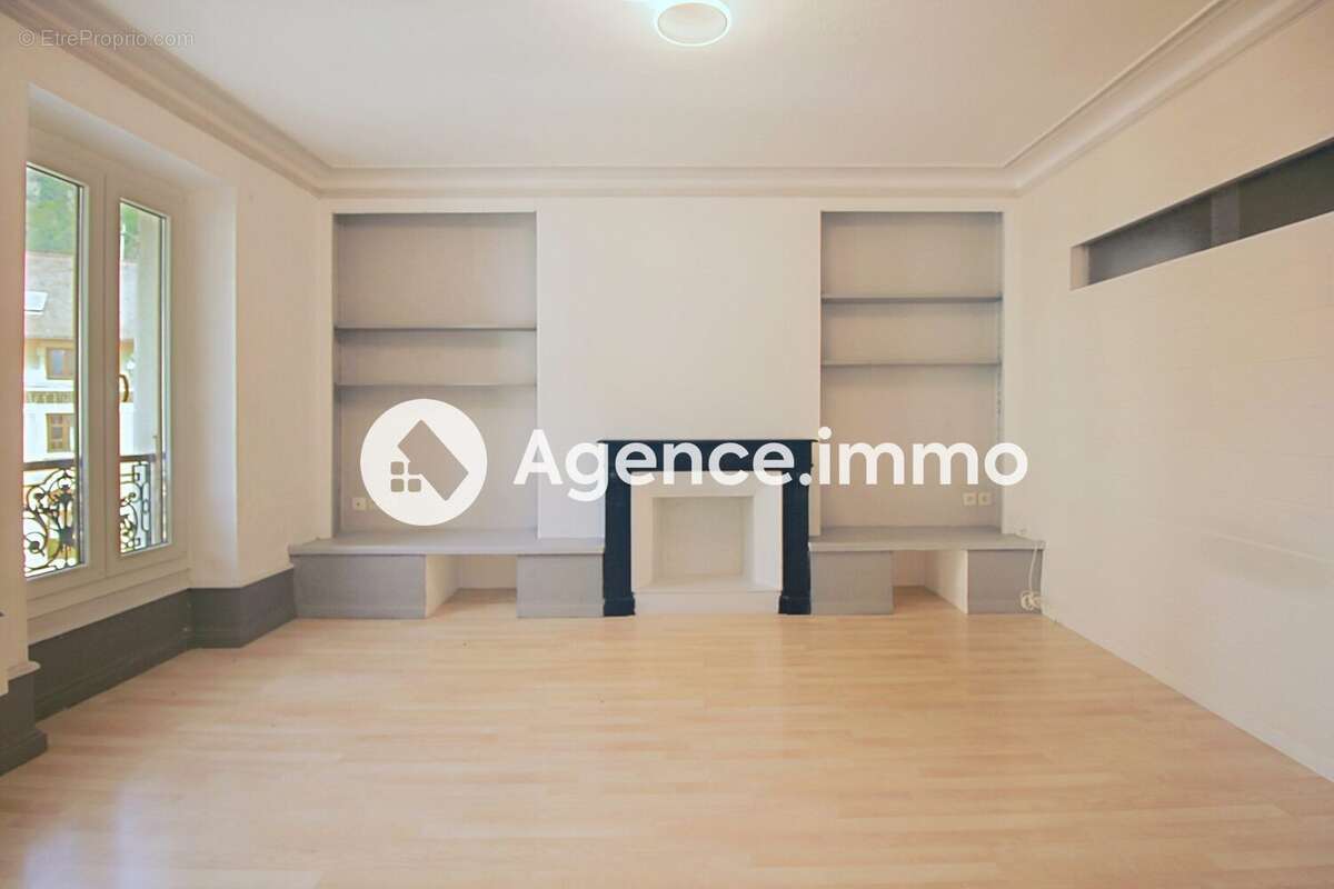 Appartement 81 m² à Thones  - photo 2