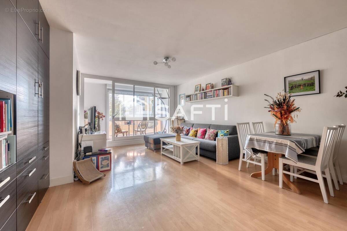 Photo 1 - Appartement à PARIS-20E