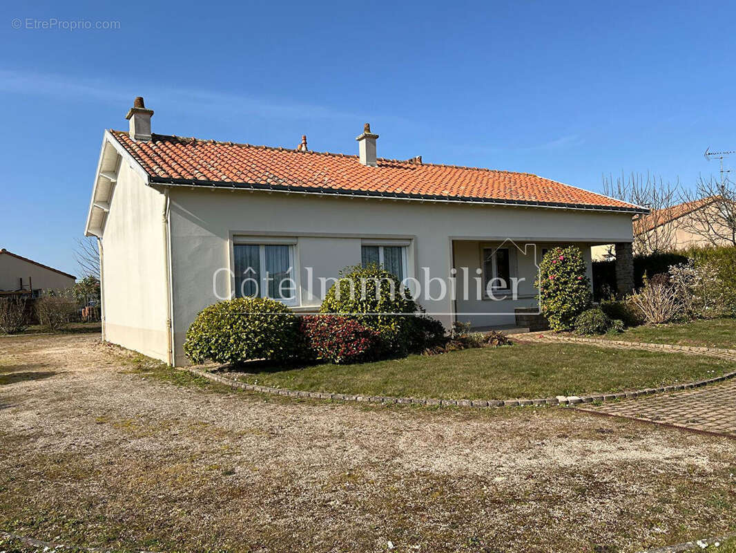 Maison à CHAUVE