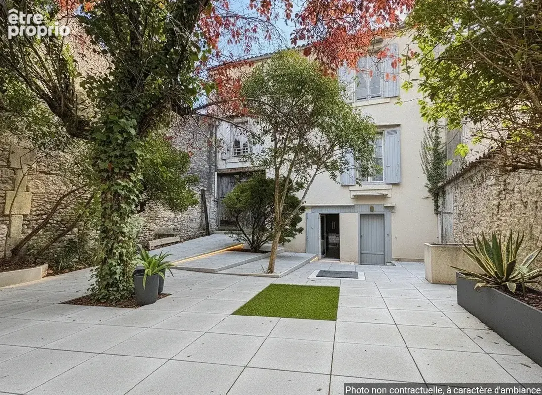 MAISON DE VILLE avec garage et jardin dans le quartier recherché du Sacré-Cœur à Cognac - photo 3