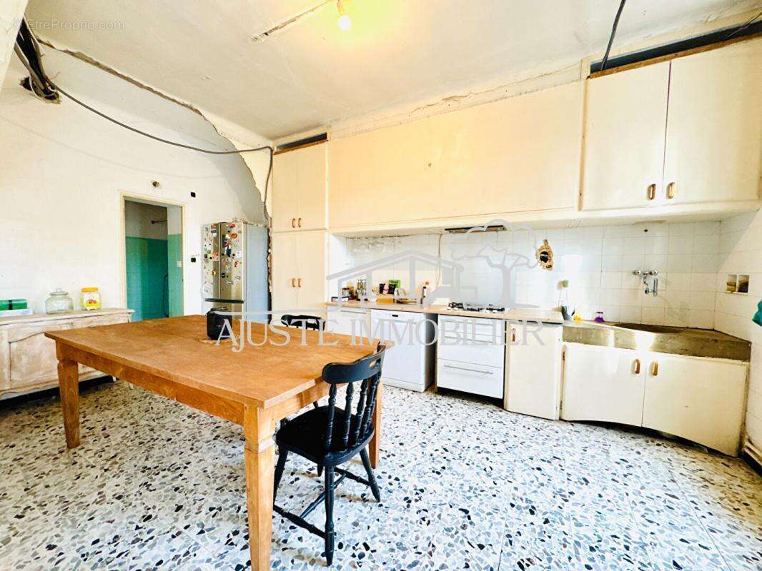 Maison à GIGNAC-LA-NERTHE