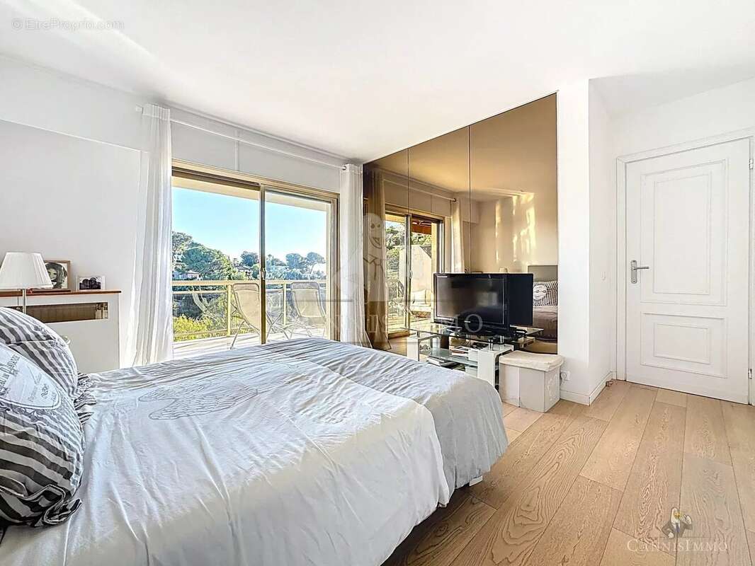 Appartement à LE CANNET