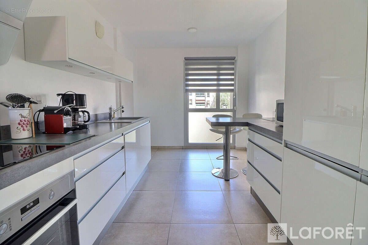 Appartement à HYERES