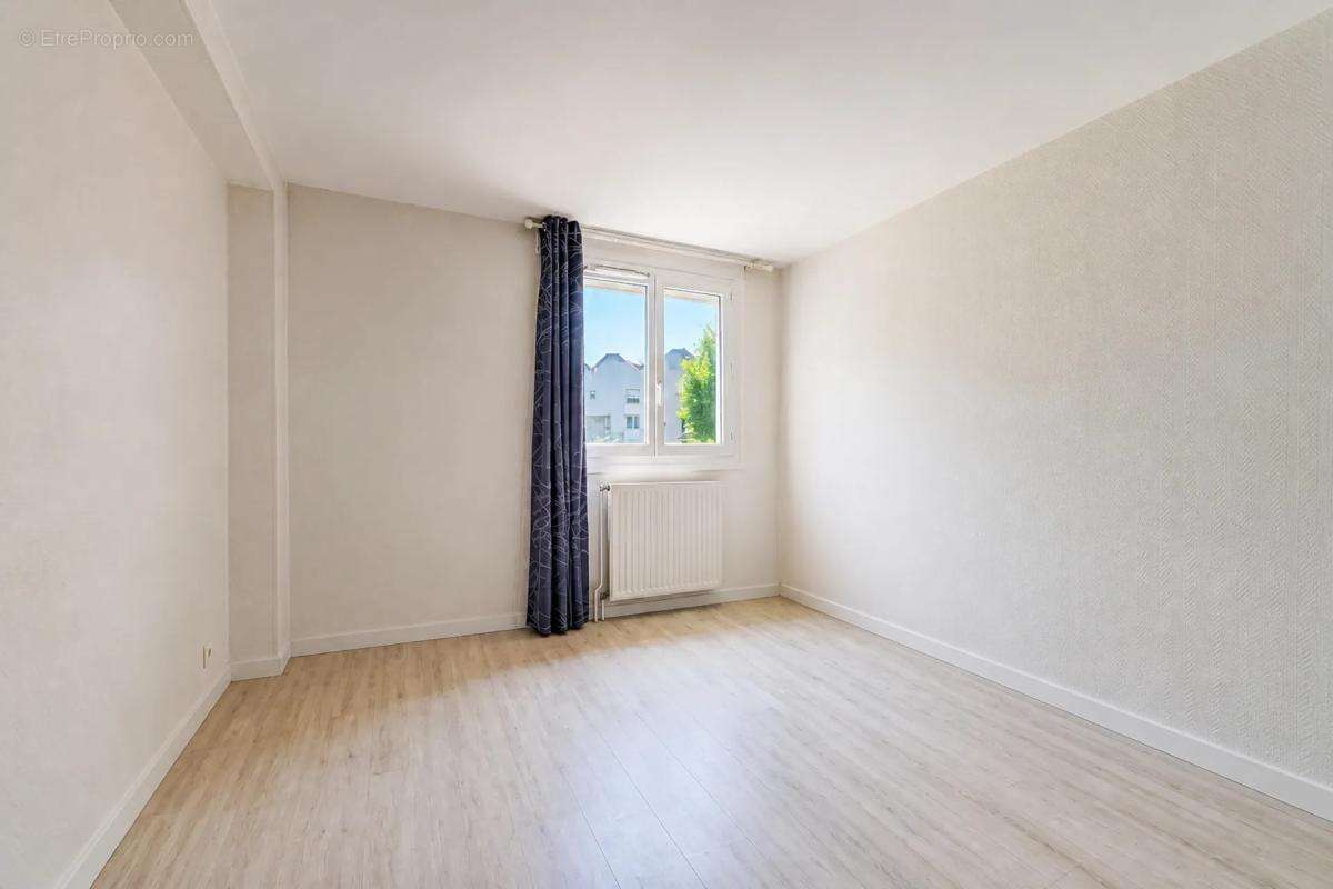 Appartement duplex de 4 pièces de 86 m² à Aulnay-sous-Bois - photo 6
