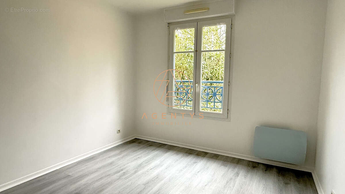 Appartement à LE PLESSIS-TREVISE
