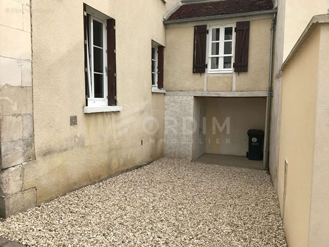 Maison à AUXERRE