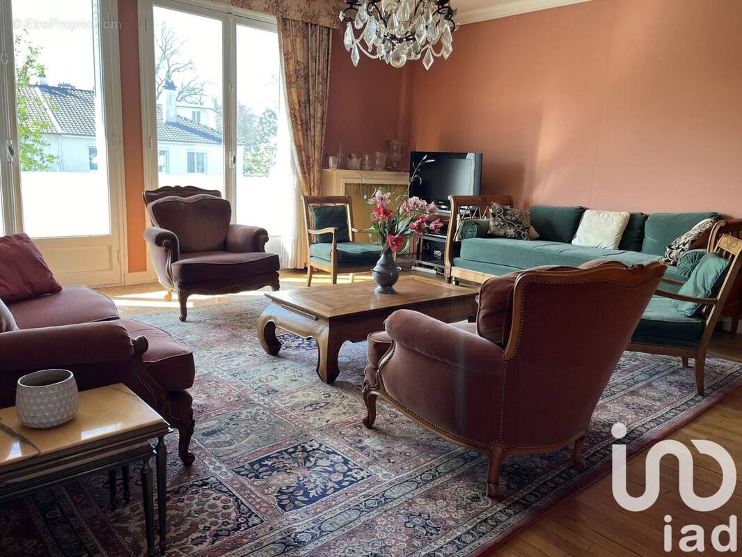 Photo 1 - Maison à MONTMORENCY