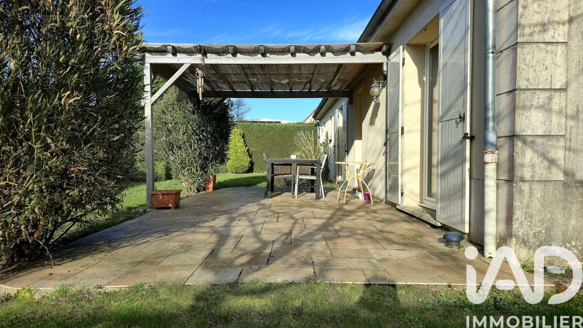 Photo 3 - Maison à MENNECY