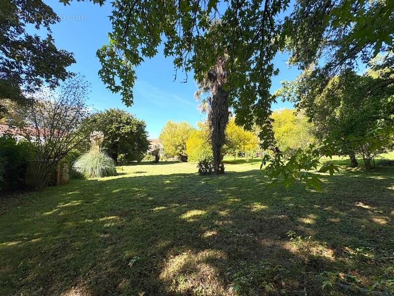 Maison à EUGENIE-LES-BAINS